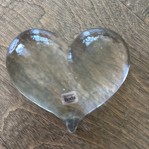 Boda Sweden Vintage Heart Paperweight Swedish Handmade Scandinavian Art Glass - Picture 4 of 4